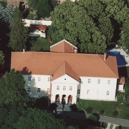 Misefa Kastely Bed & Breakfast Exterior foto