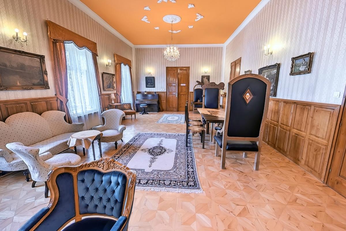 Misefa Kastely Bed & Breakfast Exterior foto